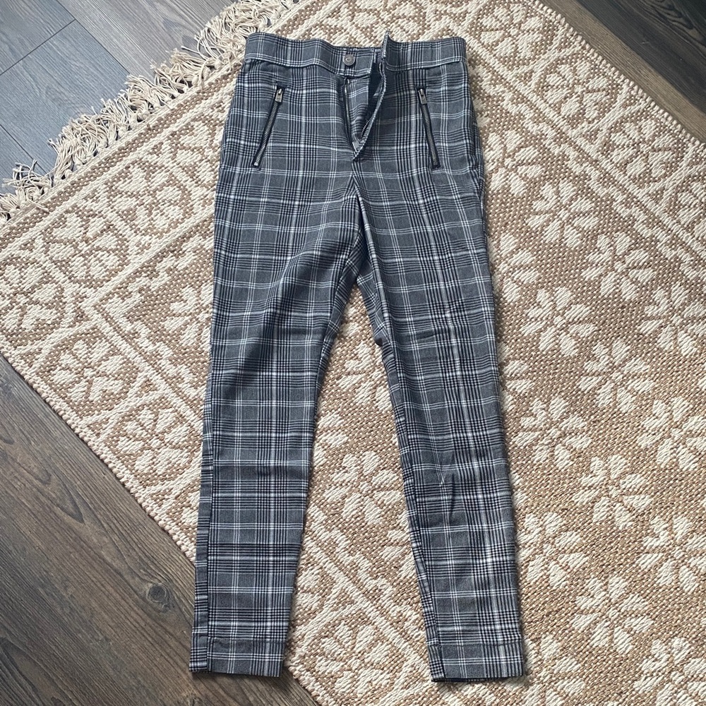 Hollister Gray & Black Plaid Skinny Pants